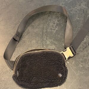 Lululemon Athletica Black Fleece Zip Pouch